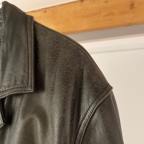 DANIER Genuine Leather Jacket in Black - Picture 6 of 9